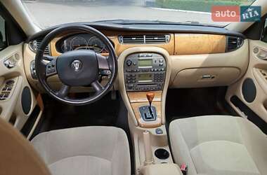 Седан Jaguar X-Type 2006 в 