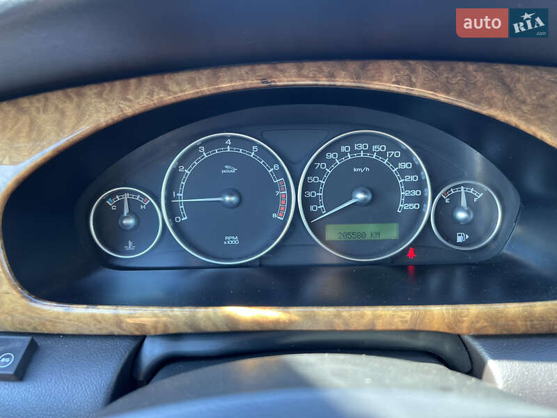 Седан Jaguar X-Type 2007 в Львові