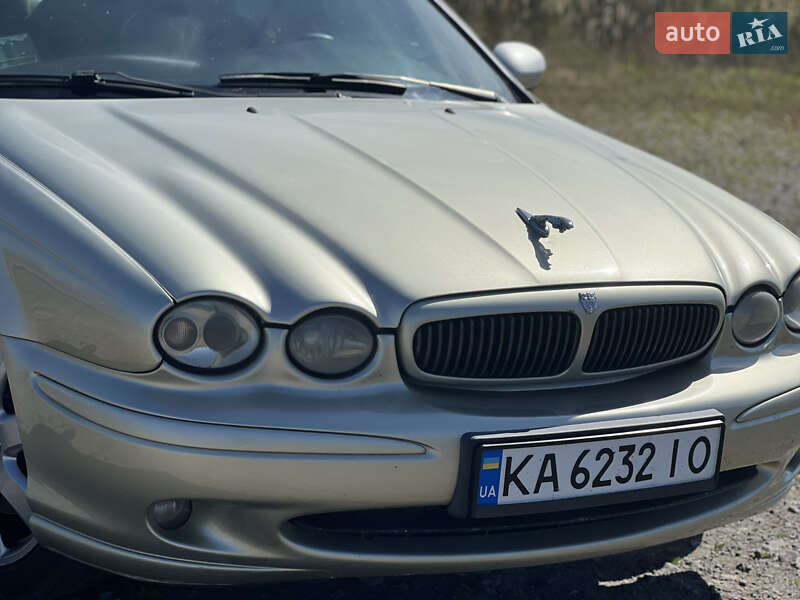 Седан Jaguar X-Type 2006 в Львові
