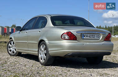 Седан Jaguar X-Type 2006 в 
