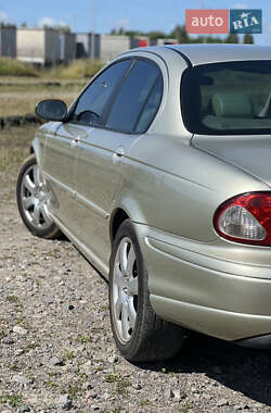 Седан Jaguar X-Type 2006 в 