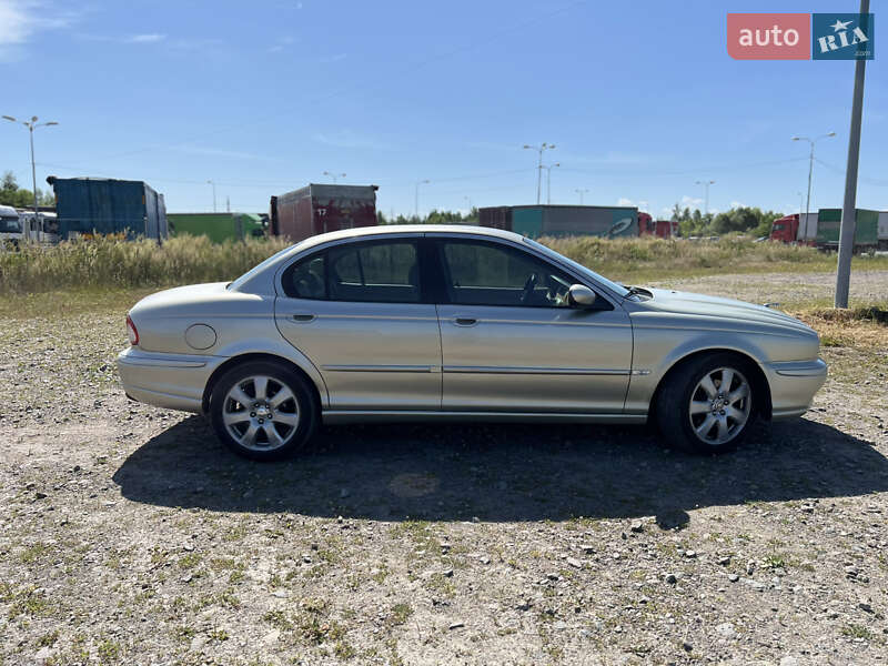 Седан Jaguar X-Type 2006 в Львові