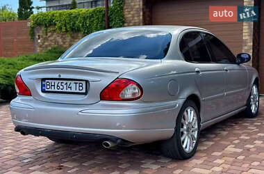 Седан Jaguar X-Type 2001 в 
