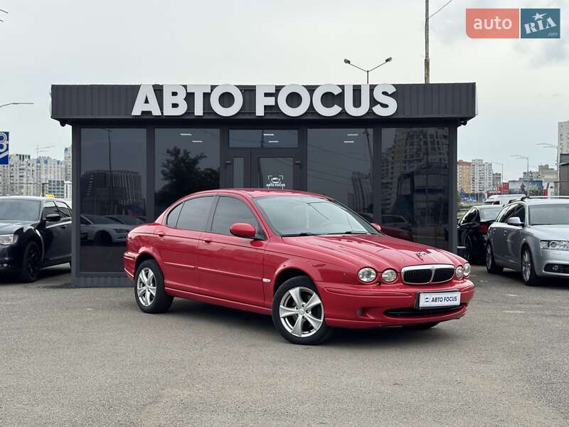 Седан Jaguar X-Type 2004 в 