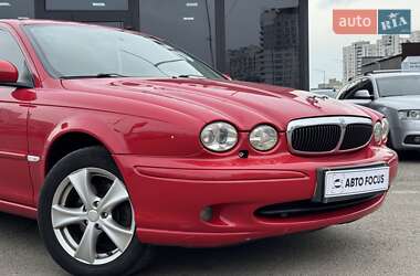 Седан Jaguar X-Type 2004 в 