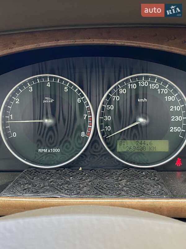 Седан Jaguar X-Type 2003 в Запорожье