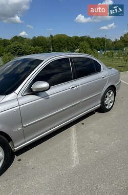 Седан Jaguar X-Type 2004 в 