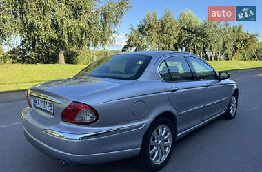 Седан Jaguar X-Type 2001 в 