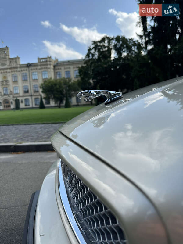 Седан Jaguar X-Type 2009 в Киеве