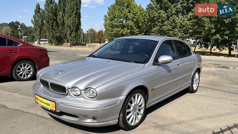 Седан Jaguar X-Type 2001 в Николаеве
