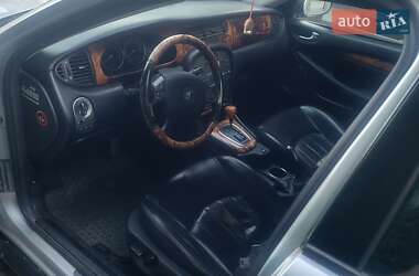 Седан Jaguar X-Type 2006 в 