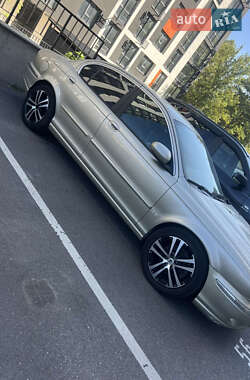 Седан Jaguar X-Type 2006 в Киеве