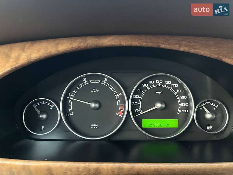 Седан Jaguar X-Type 2007 в Радехове