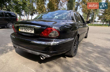 Седан Jaguar X-Type 2001 в 