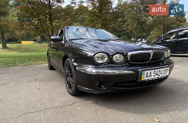 Седан Jaguar X-Type 2001 в 