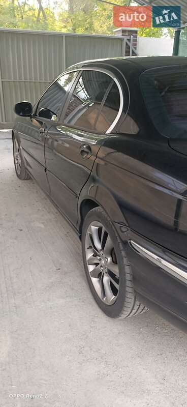 Седан Jaguar X-Type 2007 в Горишних Плавнях