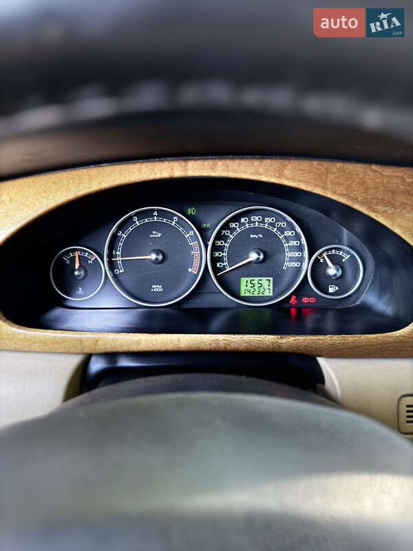 Седан Jaguar X-Type 2006 в Бучачі