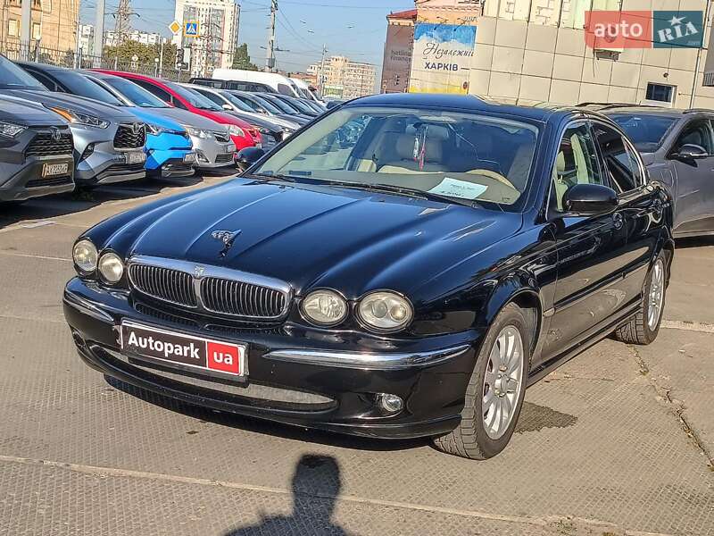 Седан Jaguar X-Type 2001 в 