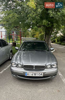 Седан Jaguar X-Type 2004 в Киеве
