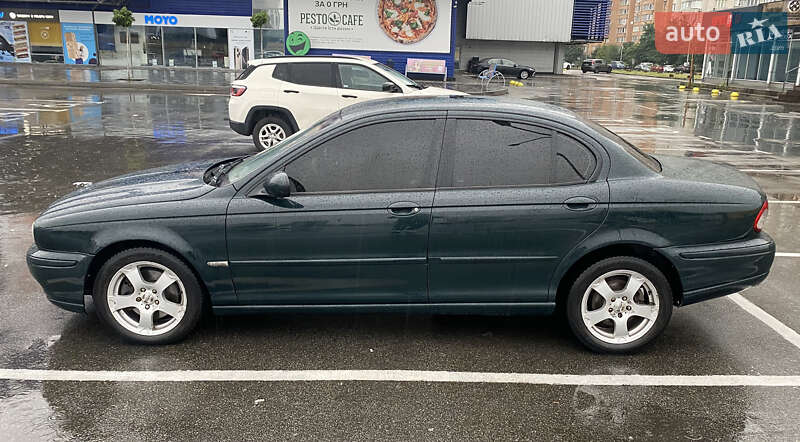 Седан Jaguar X-Type 2003 в Киеве