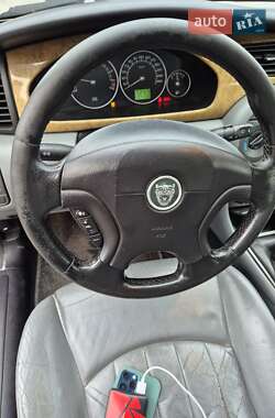 Седан Jaguar X-Type 2004 в 