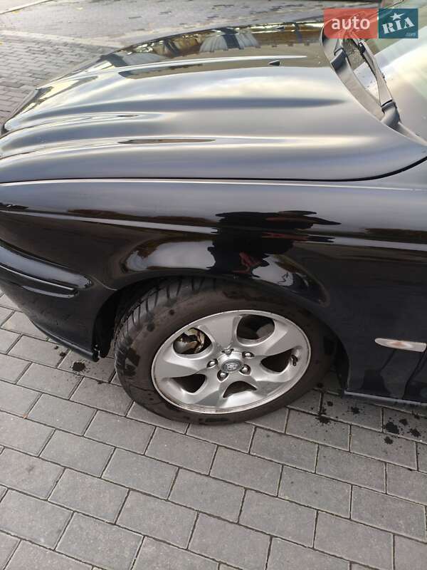 Седан Jaguar X-Type 2005 в Макарові