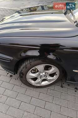 Седан Jaguar X-Type 2005 в 