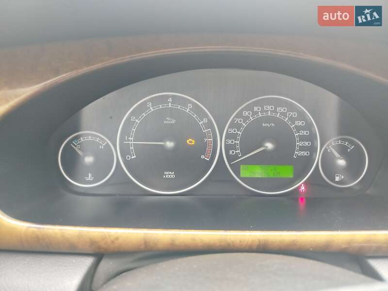 Седан Jaguar X-Type 2006 в Днепре