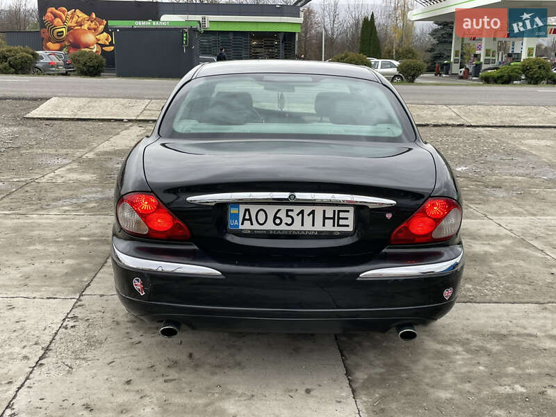Седан Jaguar X-Type 2001 в Солотвине