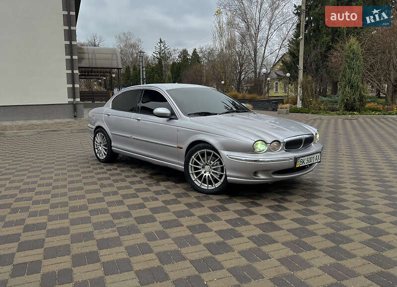 Jaguar X-Type 2001 Jaguar X-Type 2001