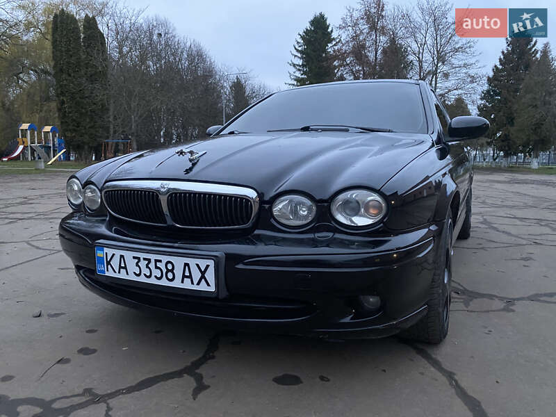 Седан Jaguar X-Type 2006 в Дубно
