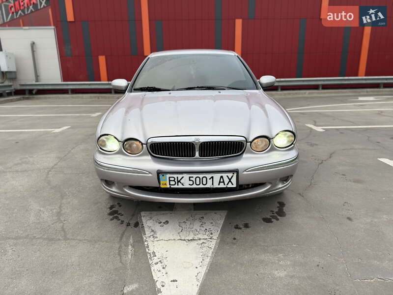 Jaguar X-Type 2001 Jaguar X-Type 2001