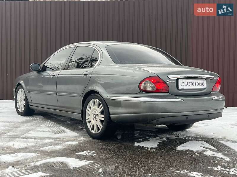 Седан Jaguar X-Type 2005 в Киеве