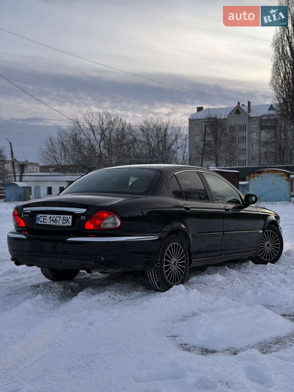 Седан Jaguar X-Type 2006 в Казатине