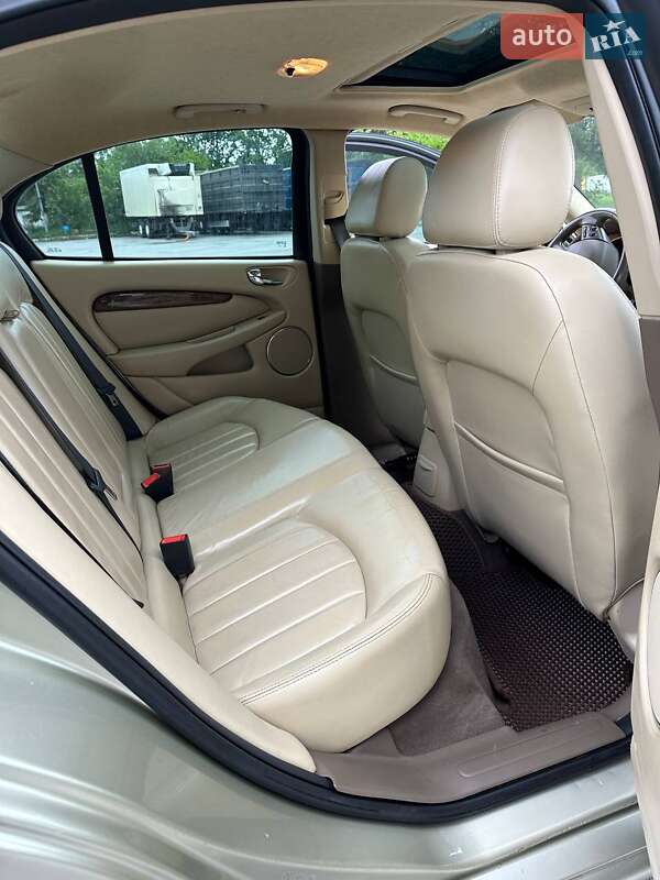 Седан Jaguar X-Type 2006 в Житомире