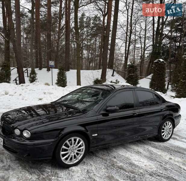 Седан Jaguar X-Type 2004 в Дрогобыче