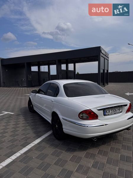 Седан Jaguar X-Type 2007 в Киеве