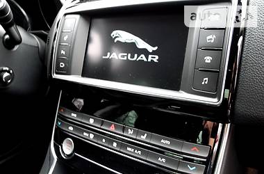Седан Jaguar XE 2016 в Миколаєві