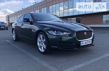 Седан Jaguar XE 2016 в Києві