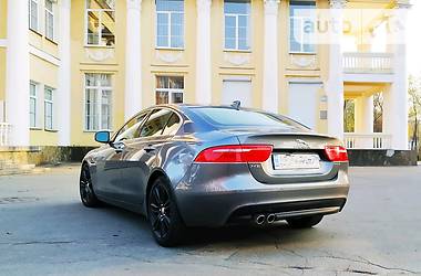 Седан Jaguar XE 2017 в Києві