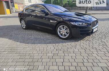 Седан Jaguar XE 2017 в Ивано-Франковске