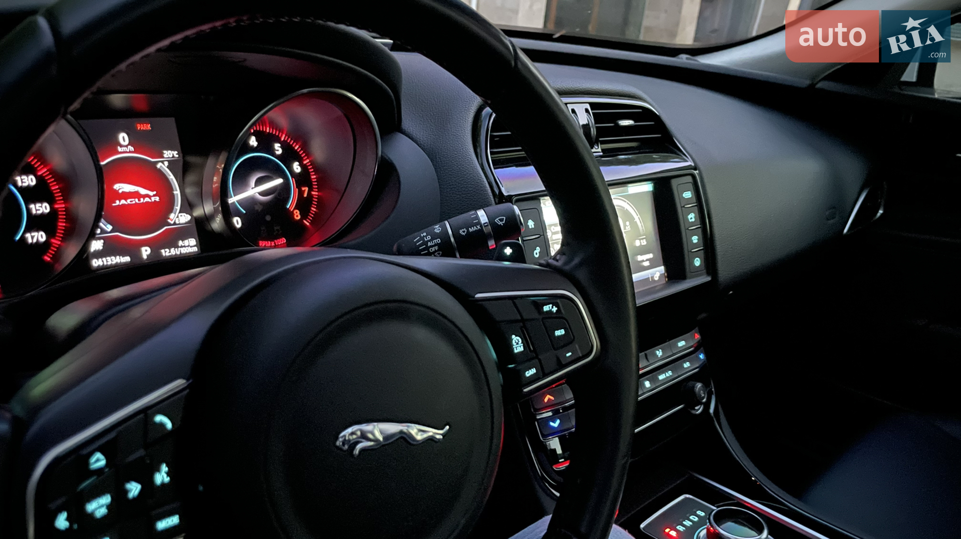2016 Jaguar XE - мініатюра 7