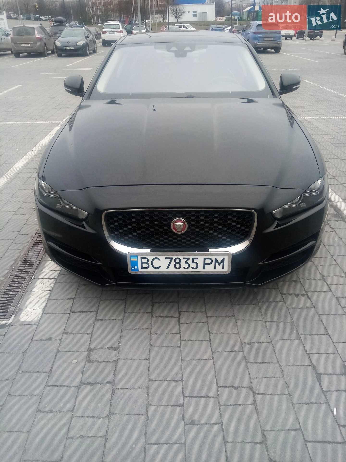 2019 Jaguar XE - мініатюра 6
