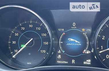 Седан Jaguar XE 2016 в Ивано-Франковске