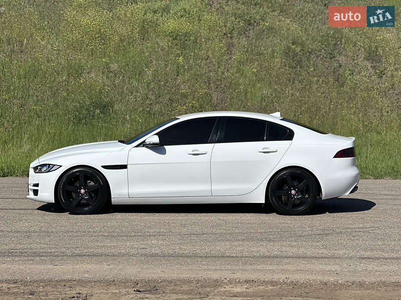 Седан Jaguar XE 2015 в Одессе