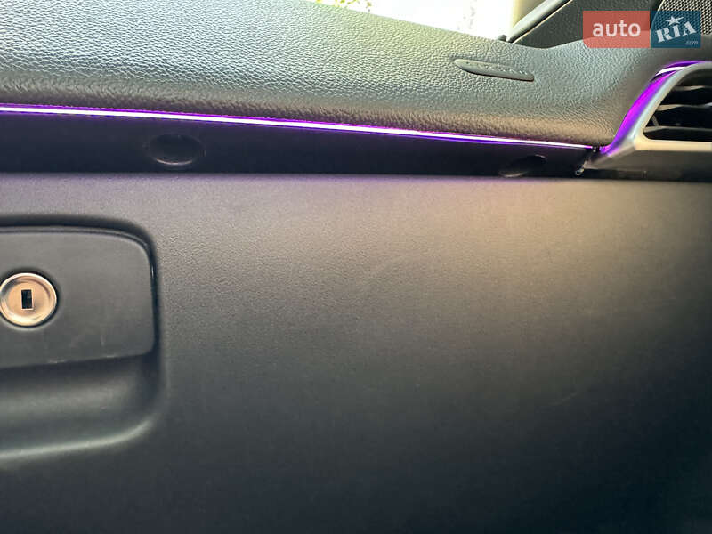 Седан Jaguar XE 2016 в Тернополе фото 16 Седан Jaguar XE 2016 в Тернополе