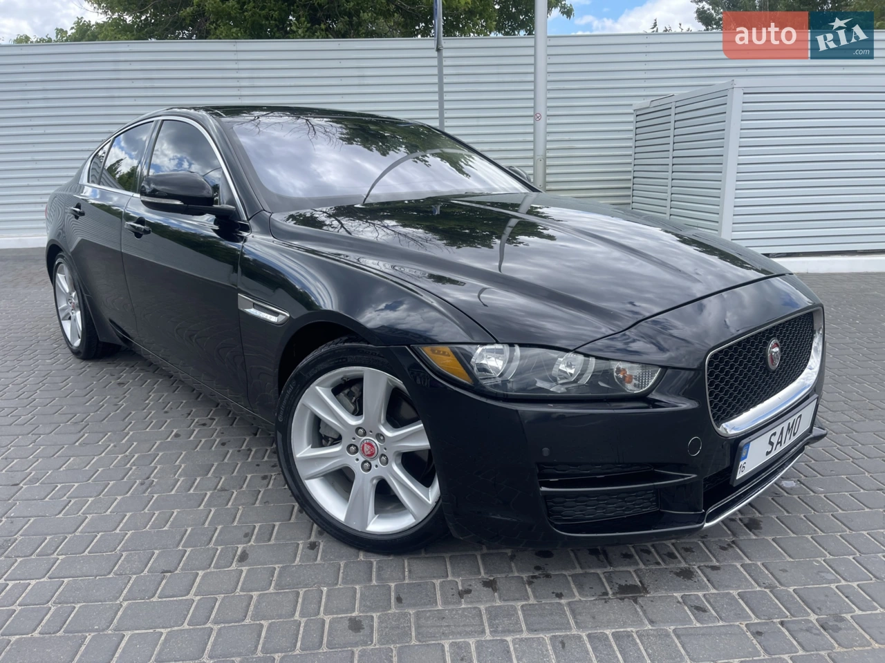 2016 Jaguar XE - мініатюра 32