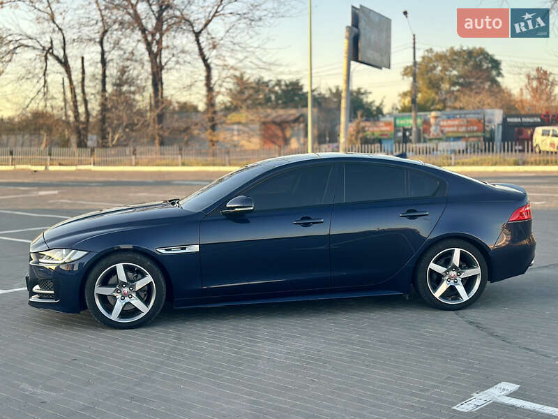 Седан Jaguar XE 2015 в Одессе