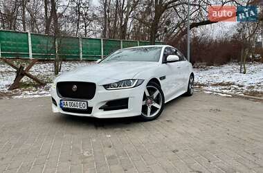 Седан Jaguar XE 2016 в Києві