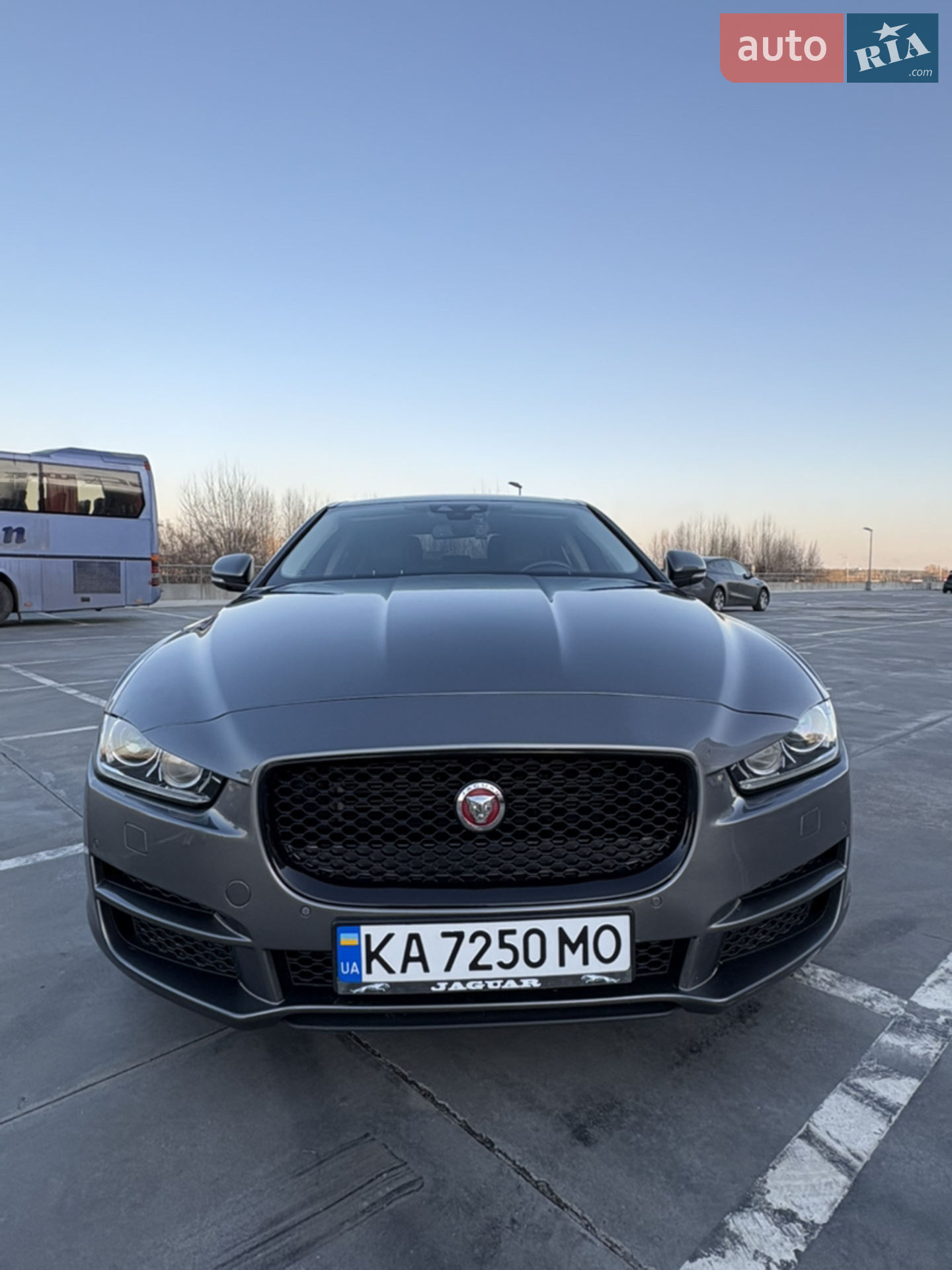 2016 Jaguar XE - мініатюра 13